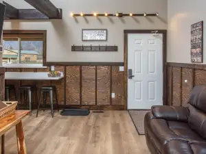 Alaska Back Country Cottages