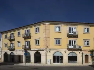 託馬爾享受酒店