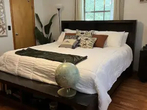 Beautiful quiet retreat near Oneida, Big South Fork, and ATV trails!