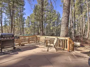 Hike and Relax Fireside Dog-Friendly Gem in Payson!