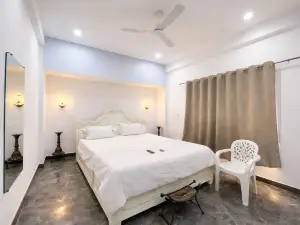 Hotel the White House Varanasi