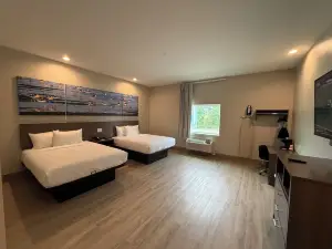 Clarion Pointe Port Lavaca