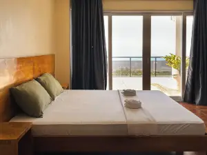 Seaview Mansion Apartment 1