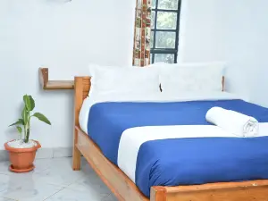 Rosablu Hotel Kutus