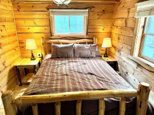 Cozy Log Cabin Fully Stocked 1.5 Garage Sleeps 7 Utv Route