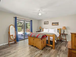 Ahwahneechee Lodge with Game Room, BBQ, Fire Pit