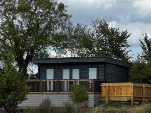 Shearsby Valley Lakes Accommodation