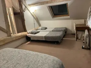 Beautiful country house with heated swimming pool 120 kms from Paris, sleeps 19