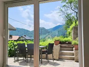 Charming Bella Hideout - Adults Only