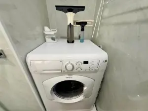 Tiny House in Belconnen 1Br Self Contained Wine