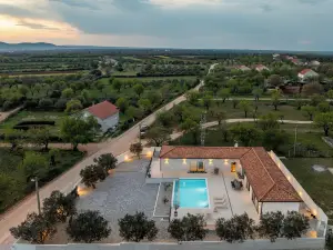 Villa Lumina