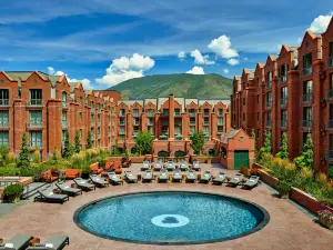 St. Regis Residence Club, Aspen