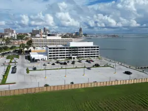 Holiday Inn Express CORPUS CHRISTI - BEACHFRONT by IHG
