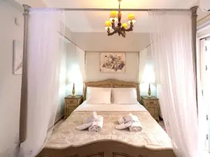 Nautilus Luxury Suites