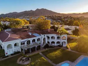 Mountain View International Hotel