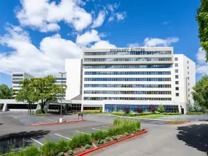 Embassy Suites by Hilton Portland Tigard