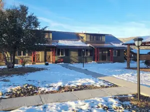 The Spruce Lodge