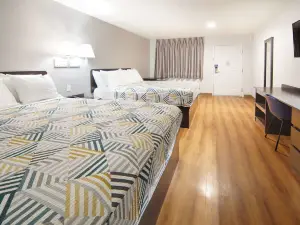 Motel 6 Lancaster, TX - DeSoto - Lancaster