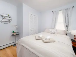 #WorldCup2026 Only 31 km Away Sleeps 8Pleasantly Comfortable Suburban Home