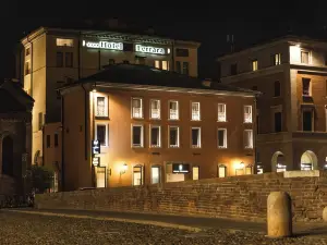 Casa d'Este - Hotel Ferrara