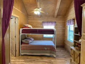 A Peace of Heaven Cabins and RV