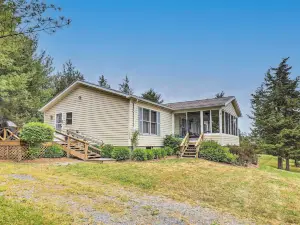 Finger Lakes Retreat w/ Sunroom, Fire Pit & BBQ!