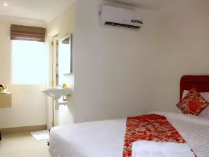 Mel's Inn Manado