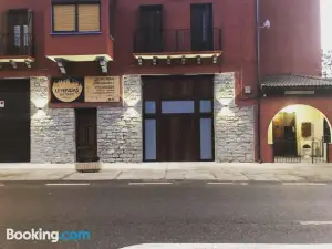Leyendas Del Pirineo Turismo Rural