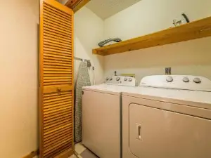 Banana Republic - Duck, Carolina Dunes, 200 Yds to Beach, Pool, Hot Tub, Ocean View