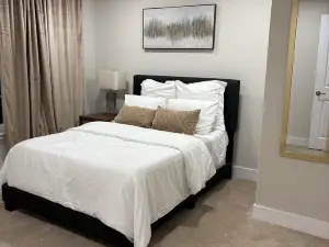 Cozy 2-bedroom basement apartment in White Plains with private entrance