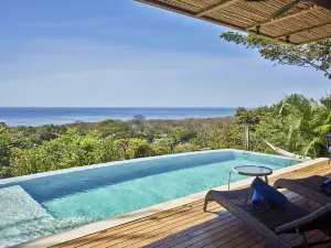 Selva Resort
