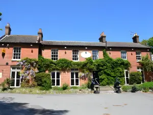 Scarborough Hill Country Inn