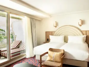 Hotel Ventura Saint-Tropez, Tapestry Collection By Hilton
