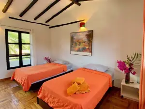 Italcaribe Village