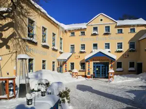 Hotel Erbgericht Buntes Haus
