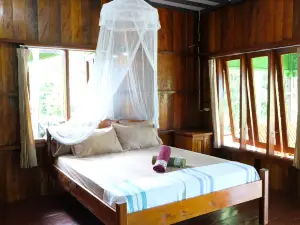 Maratua Guest House