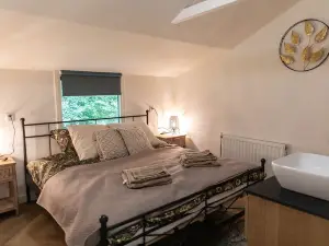 Luxuriöses Ferienhaus für 6 Personen in Einem Waldgebiet