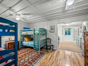 Incredible Secluded Cottage in Cloudland, Georgia
