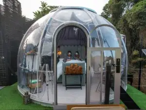 The Star Dome, Thunzi Bush Lodge