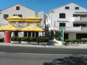 羅格斯公寓酒店