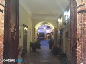 Hotel Fioriti
