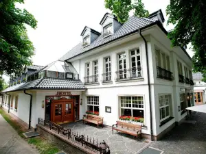 Hotel "Schloss Friedestrom"