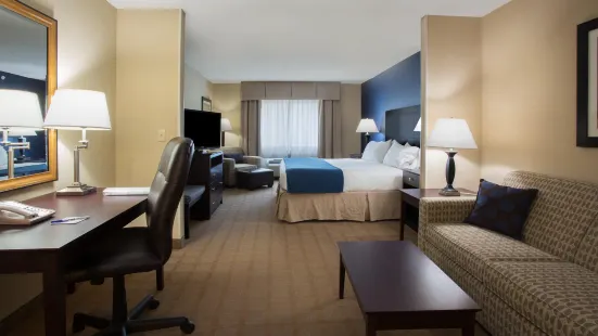 Holiday Inn Express & Suites Fort Pierce West