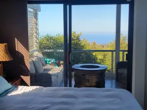 Big Private Mt. Home Minutes to Volcanos National ParkMyra's Blue Hawaii House