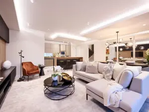 Executive Apartment at Ellipse Waterfall