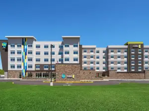 Tru by Hilton Burlington