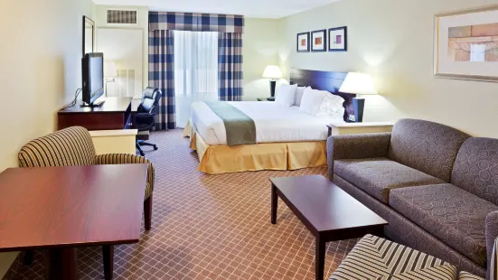 Holiday Inn Express & Suites Chehalis-Centralia