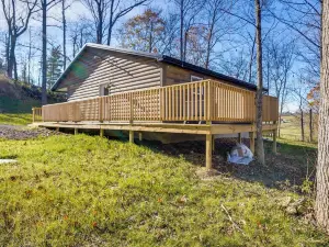 Serene Logan Retreat w/ Hot Tub & Stargazing Dome