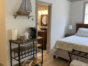 Hammondsport Hideaway