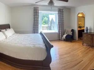 Charming 3-bedroom house with AC and WiFi in Pulaski
